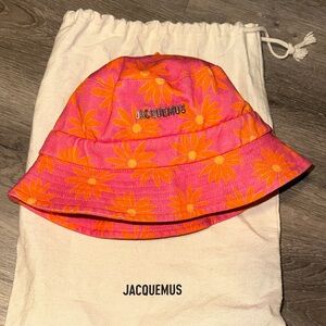 Jacquemus bucket hat